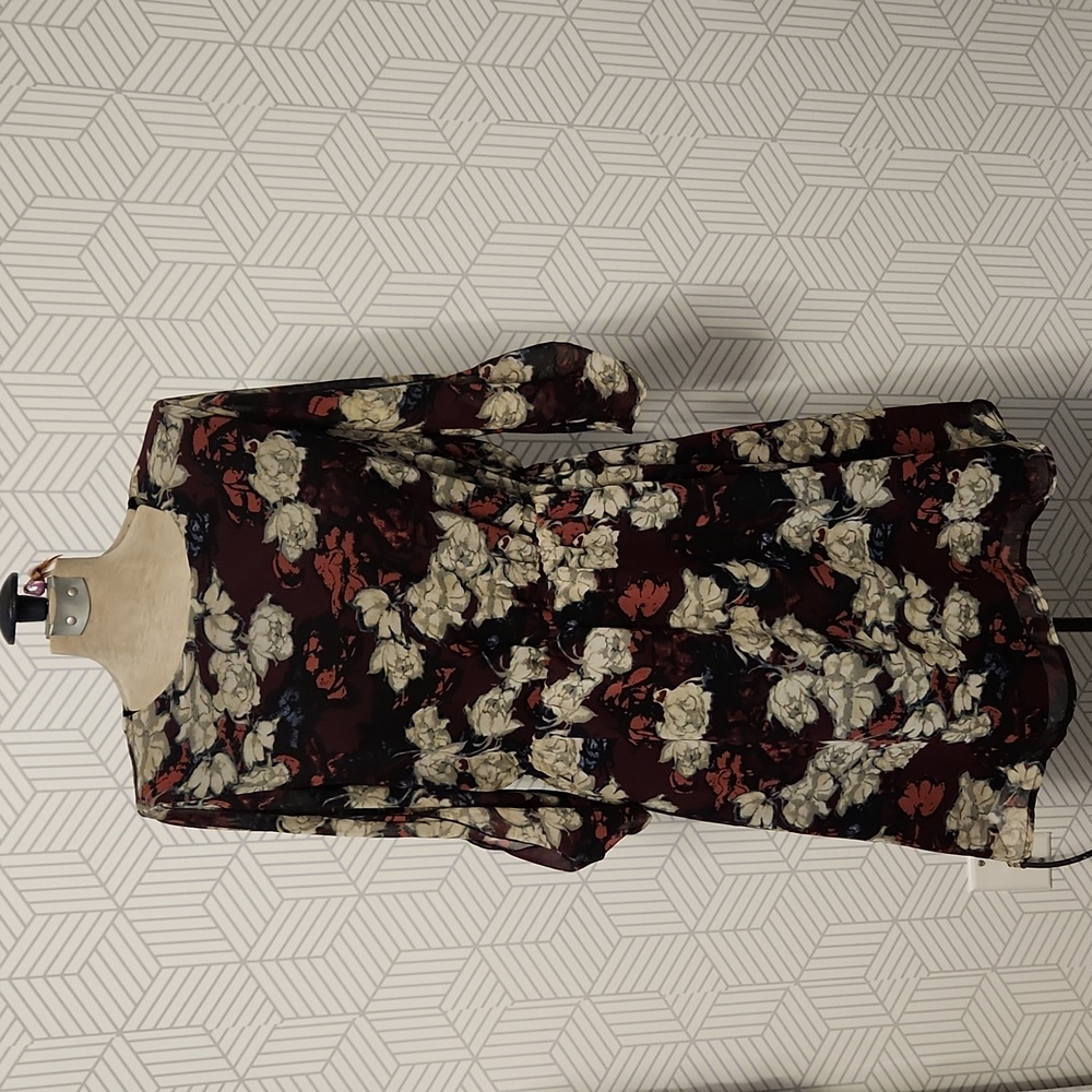 NEW Truly Poppy Maroon Floral Mini Fit and Flare Dress Women's Size Medium NWT